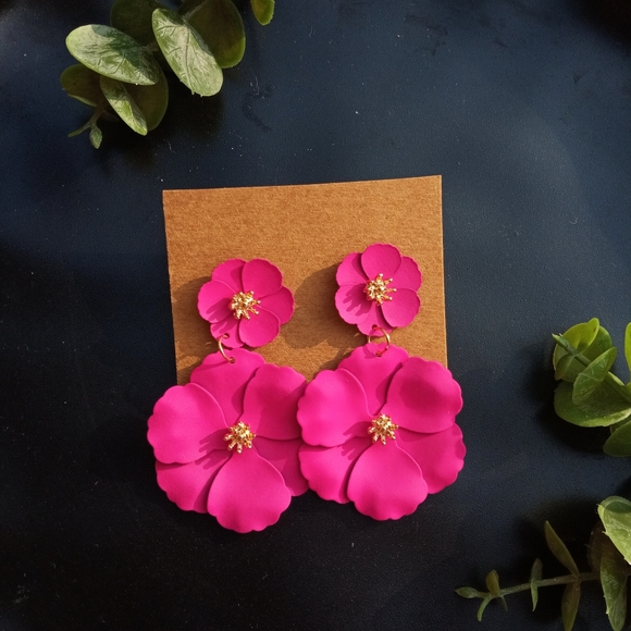 Hot Fuchsia Pink Floral Earrings - Picture 9 of 17